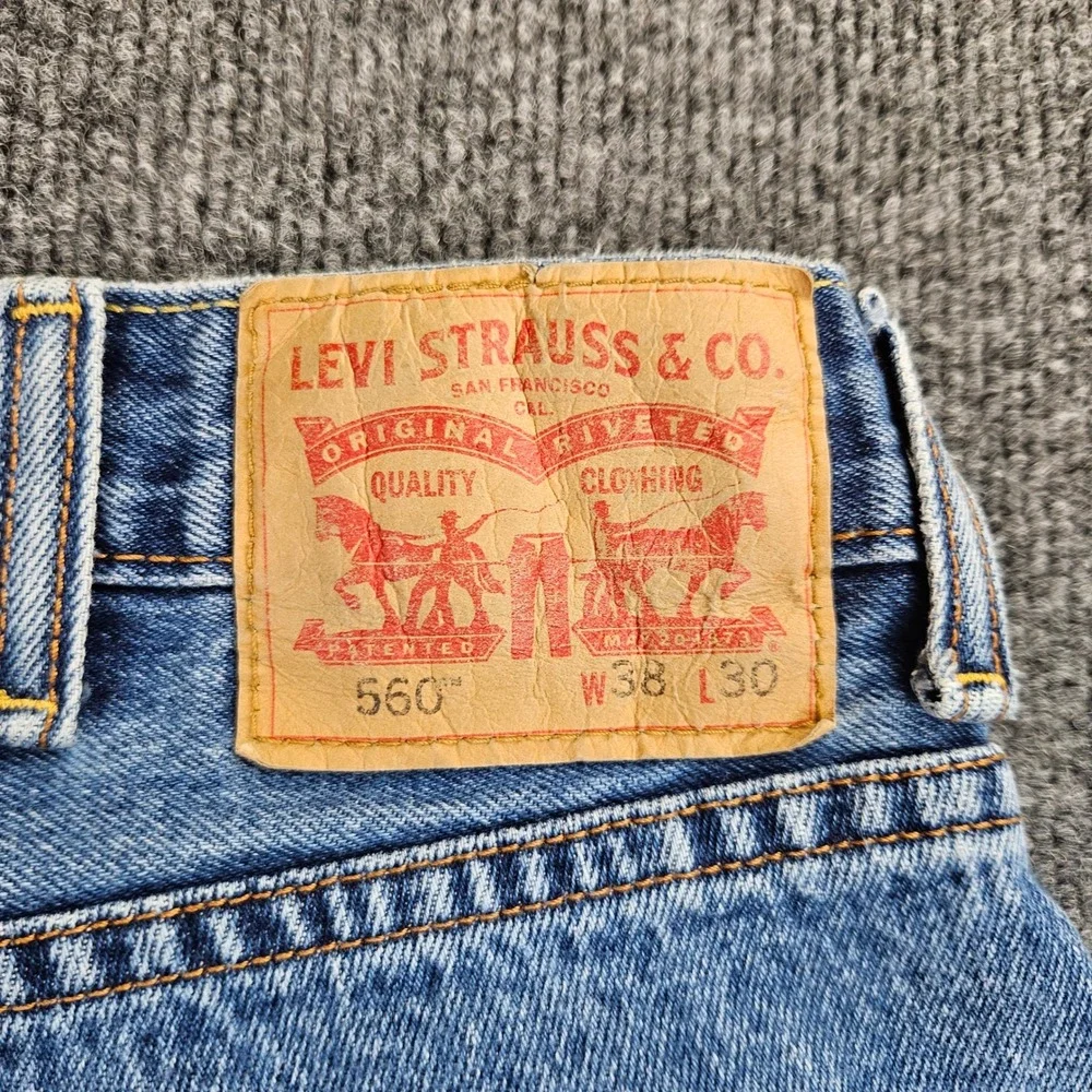 Levis 560 Comfort Fit Tapered Leg Jeans Men's 38x30 Med Wash Denim Y2K Casual